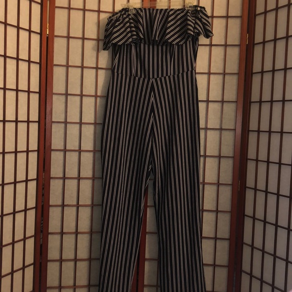 Fashion to Figure Off Shoulder Jumpsuit - Picture 5 of 8